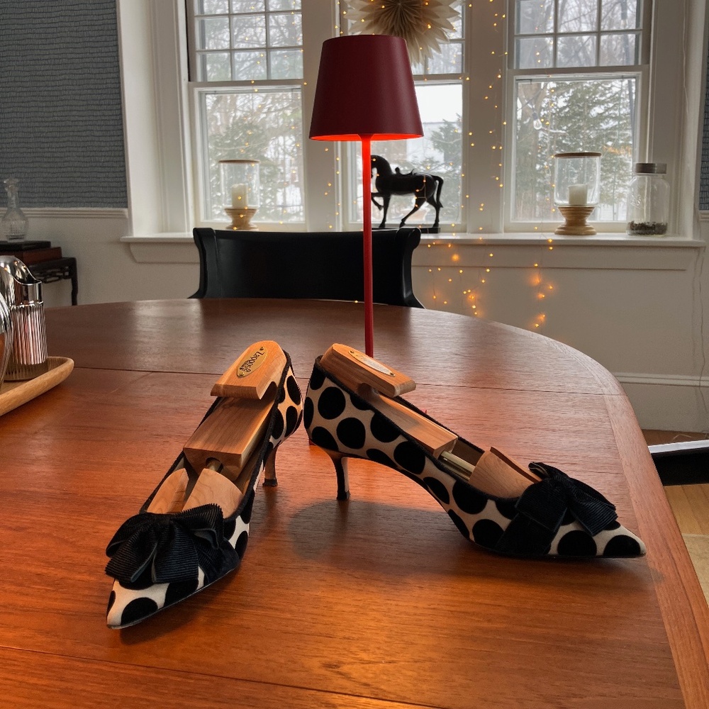 Manolo Blahnik Gorina Velvet Polka-Dot Pumps